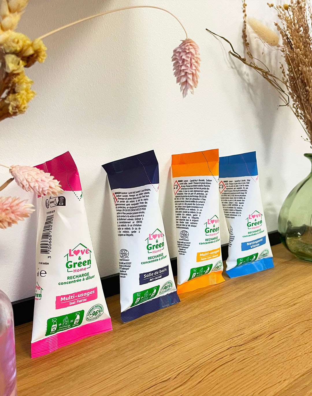 Pack: Fragrance-free multi-use spray certified eco-detergent