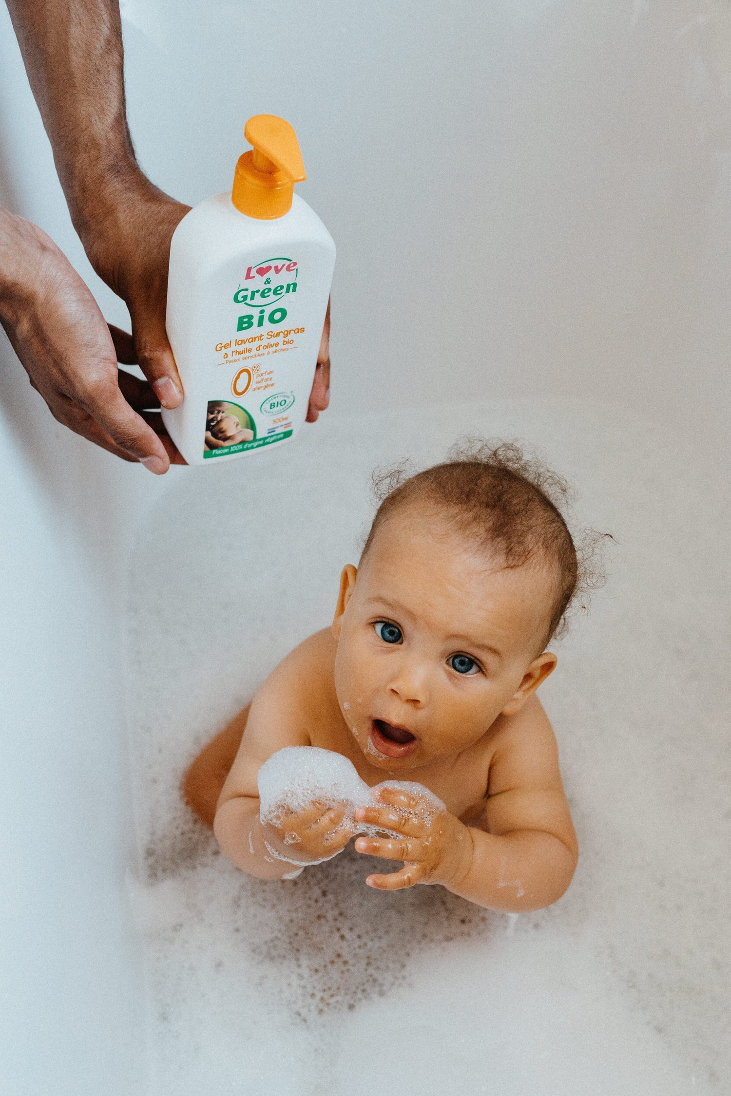 Température du bain de bébé : le guide pour ne pas se tromper