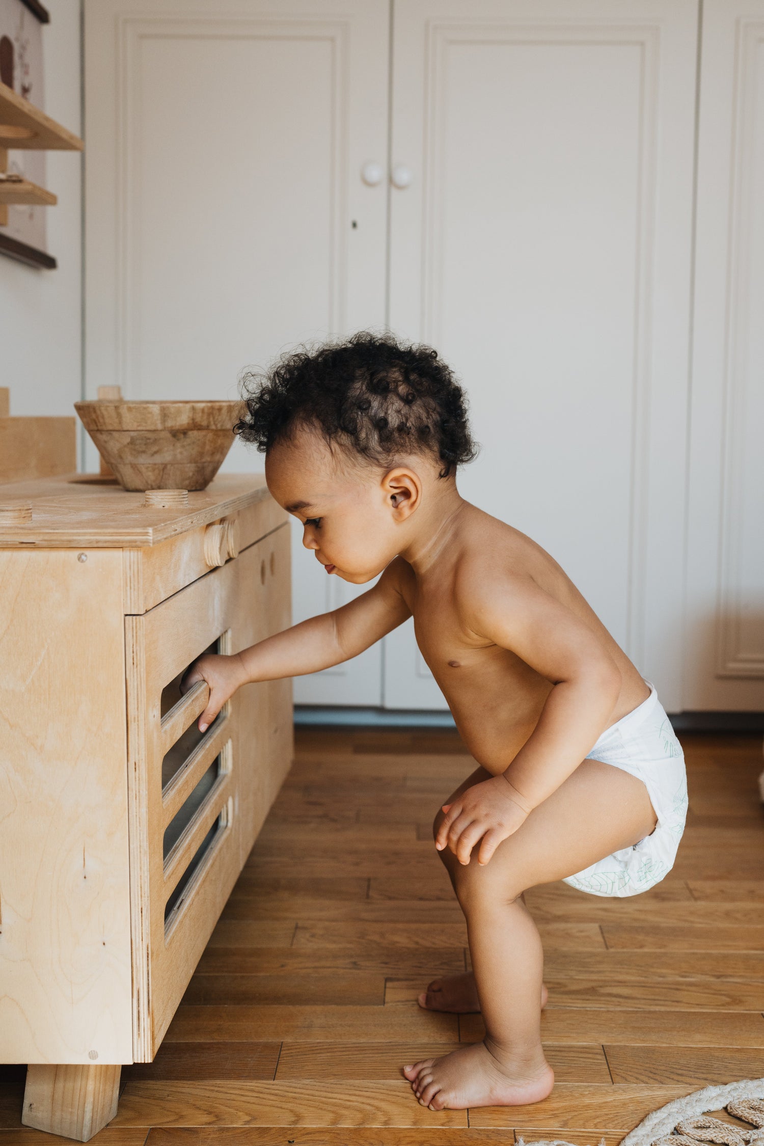 Eau pour bébé : robinet, source ou minérale, comment faire le bon choix ?
