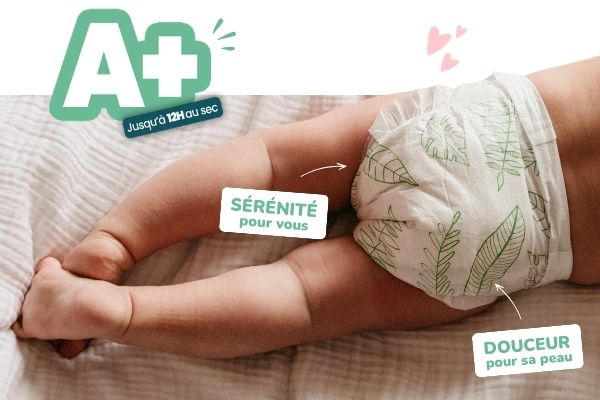 Bébé portant une couche Love & Green